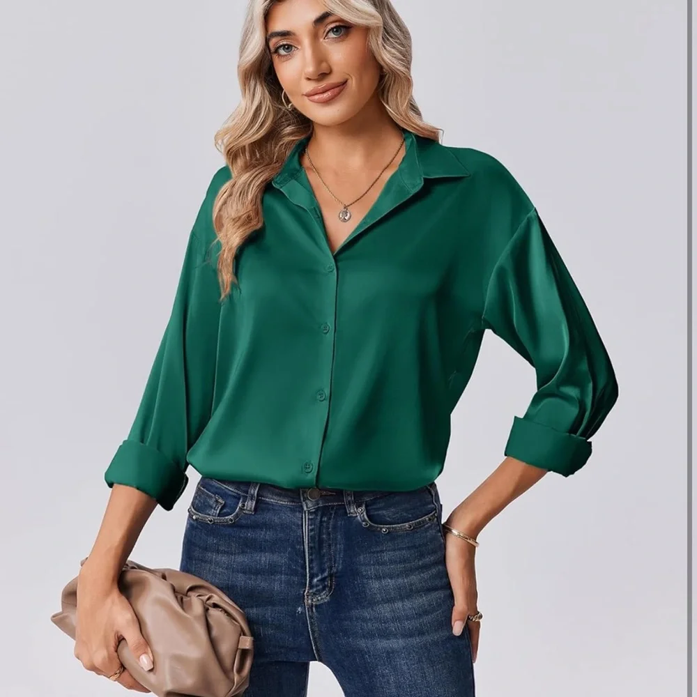 Elegant Green Women's Blouse - Picture 3 of 5